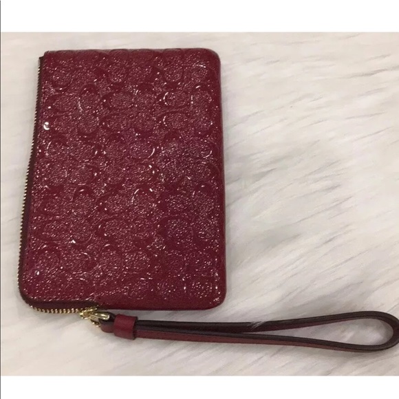 COACH 🍒Cherry Corner Zip Wristlet, NWT - Picture 4 of 8